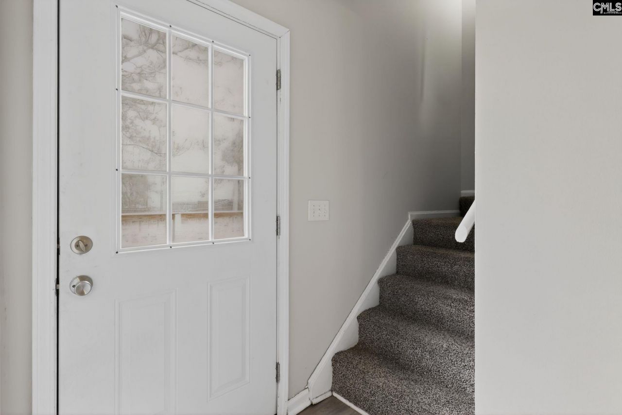 231 Pond Ridge Road E Photo 28