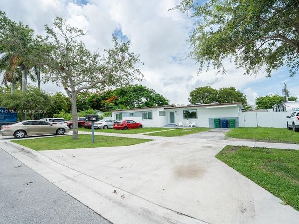 9441 Caribbean Blvd, Cutler Bay, FL 33189
