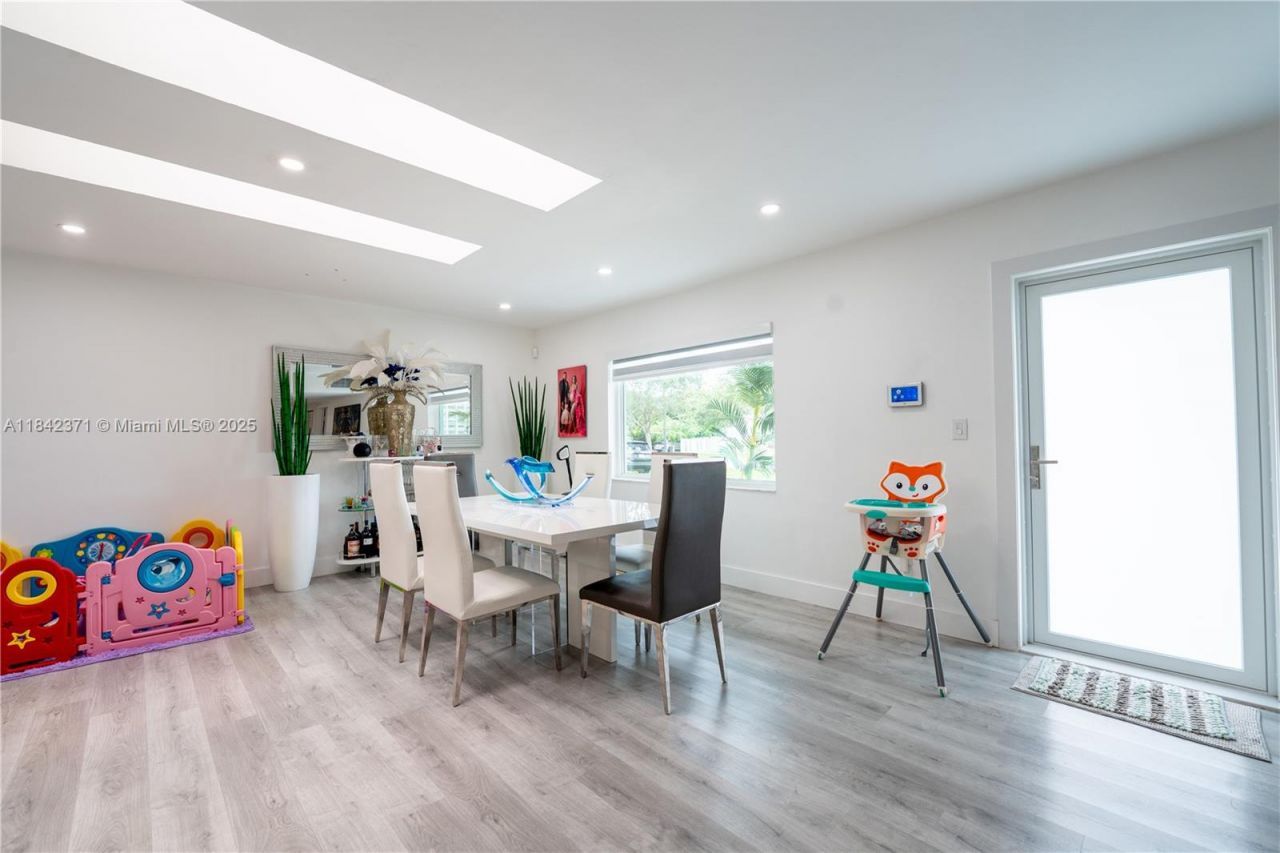 9441 Caribbean Blvd, Cutler Bay, FL 33189 Photo