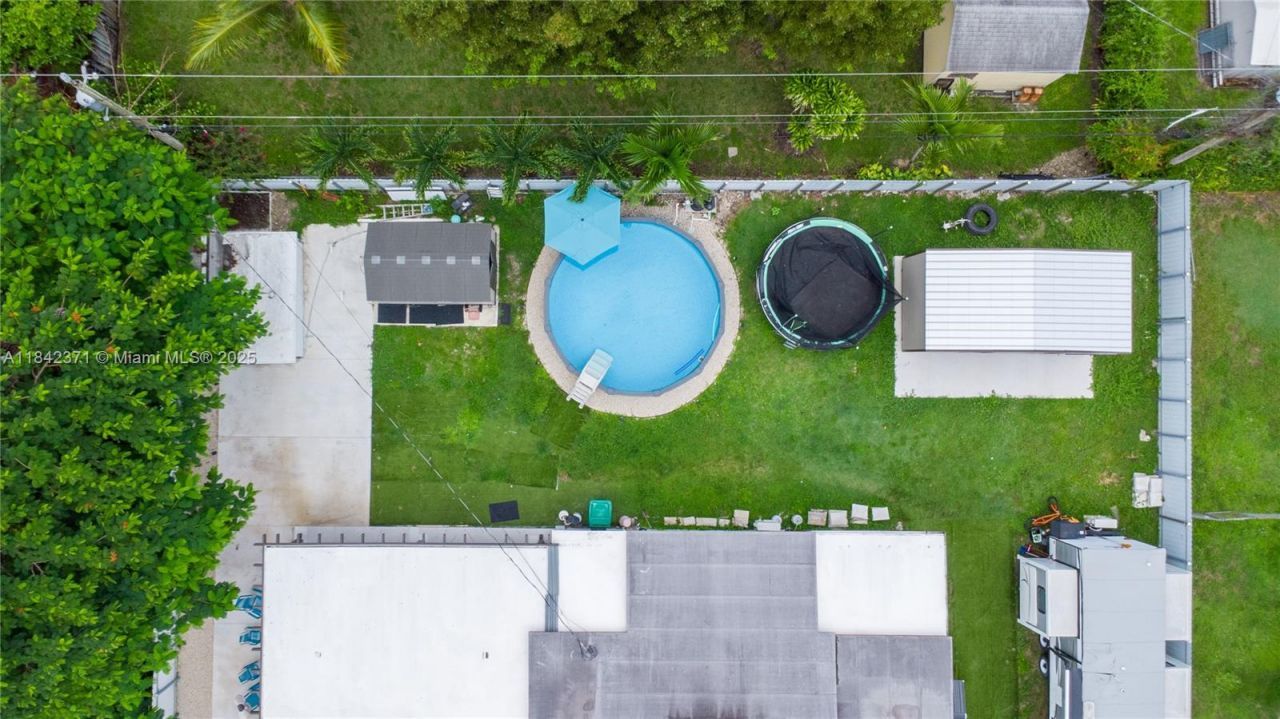 9441 Caribbean Blvd, Cutler Bay, FL 33189 Photo