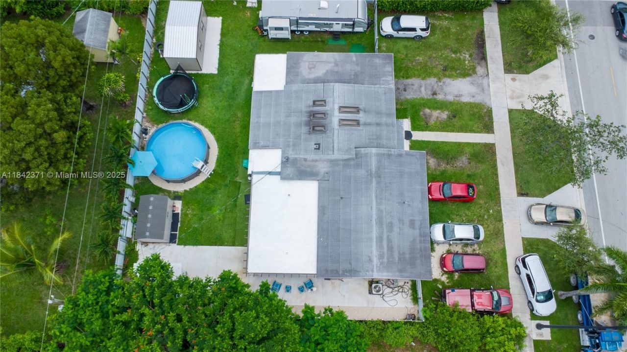 9441 Caribbean Blvd, Cutler Bay, FL 33189 Photo