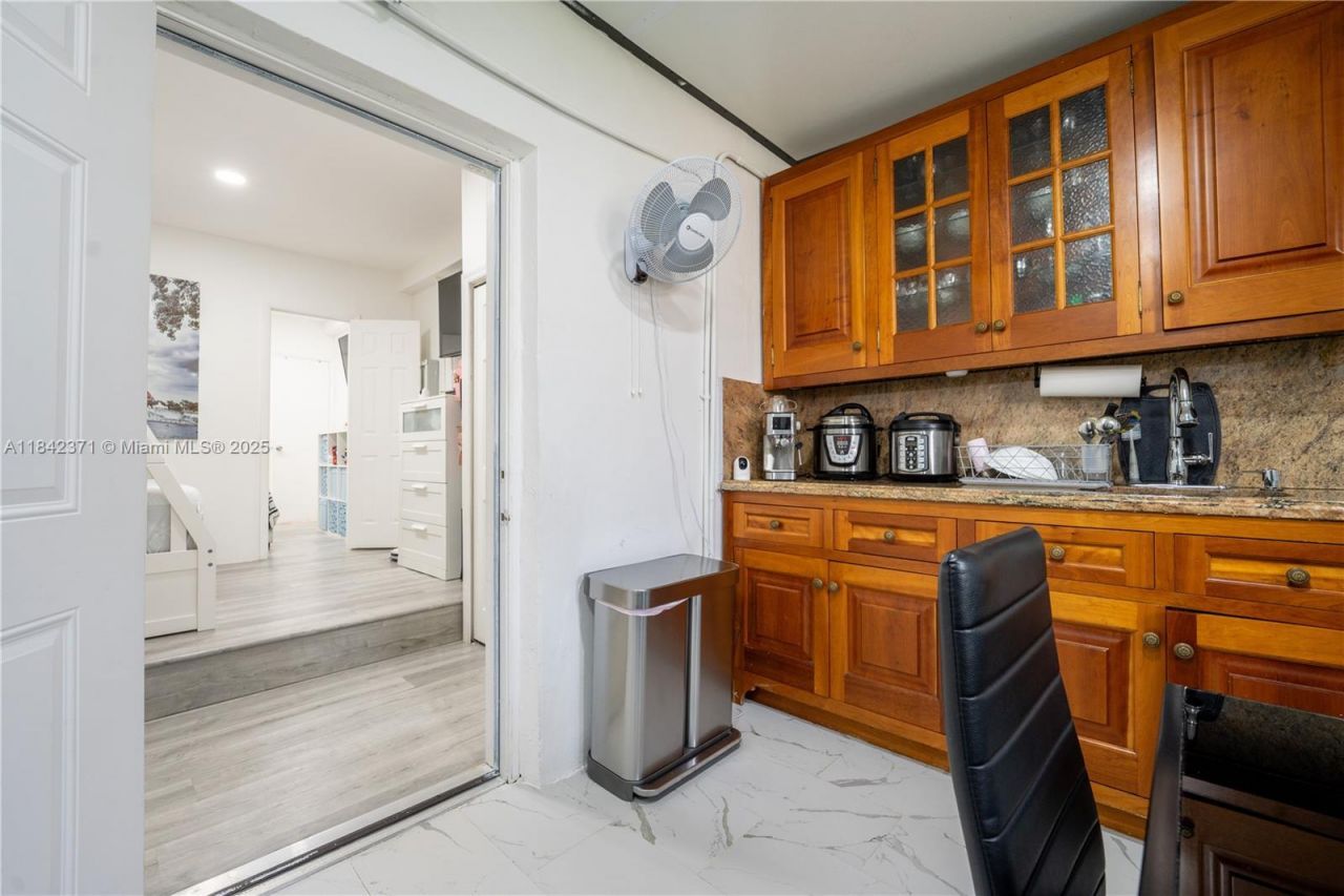 9441 Caribbean Blvd, Cutler Bay, FL 33189 Photo