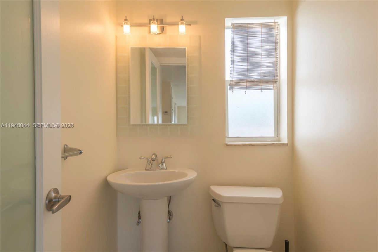 1200 14th St , Unit 5E, Miami Beach, FL 33139 Photo