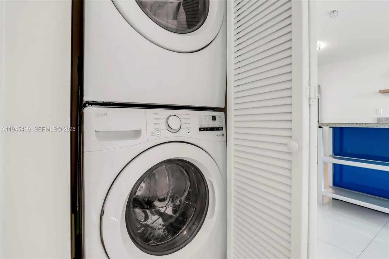 185 SW 7th St, Unit 3508, Miami, FL 33130 Photo