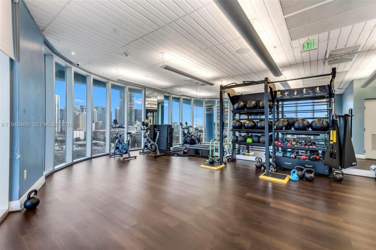 185 SW 7th St, Unit 3508, Miami, FL 33130 Photo