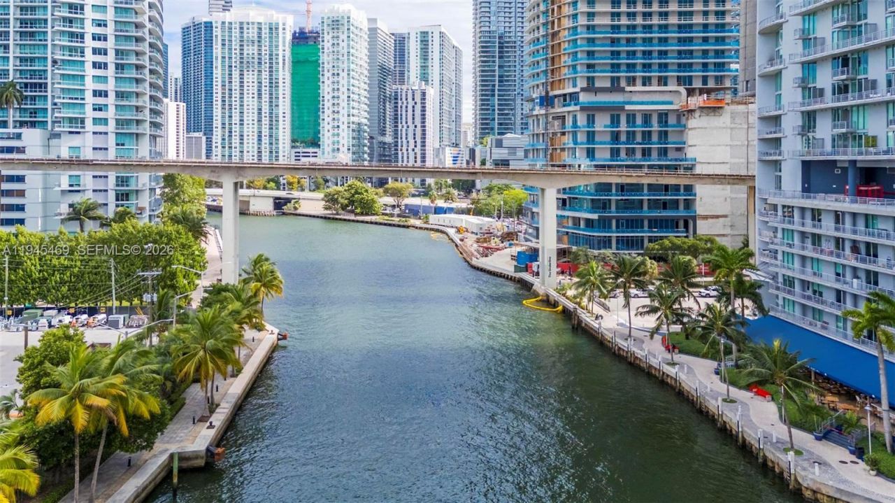 185 SW 7th St, Unit 3508, Miami, FL 33130 Photo