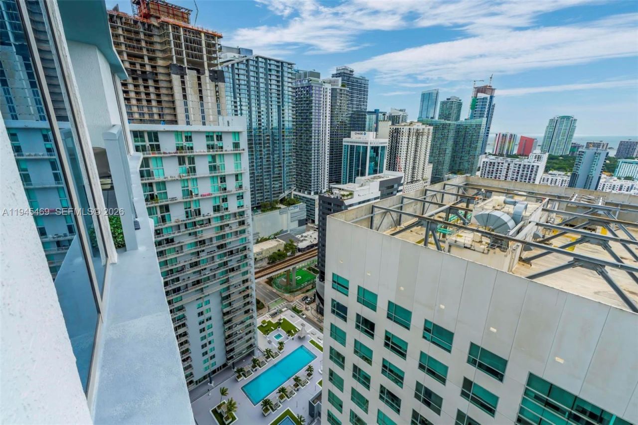 185 SW 7th St, Unit 3508, Miami, FL 33130 Photo