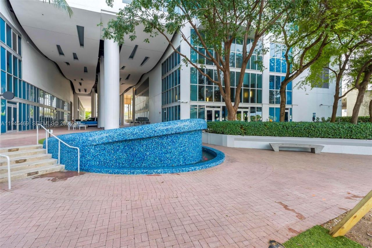 185 SW 7th St, Unit 3508, Miami, FL 33130 Photo