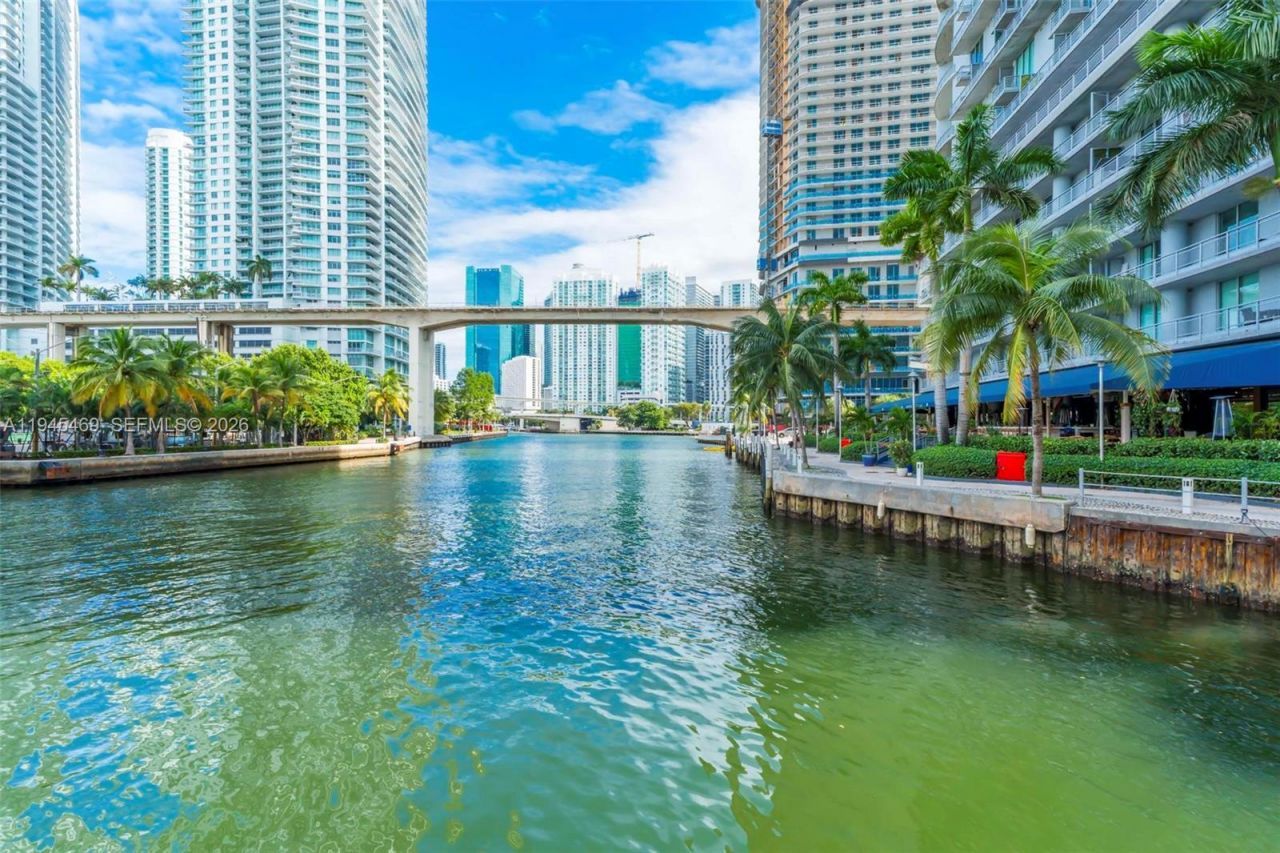 185 SW 7th St, Unit 3508, Miami, FL 33130 Photo