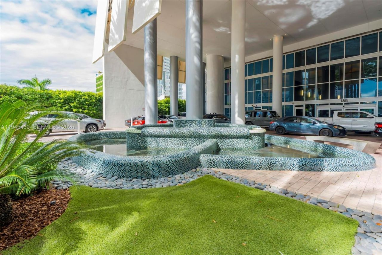 185 SW 7th St, Unit 3508, Miami, FL 33130 Photo