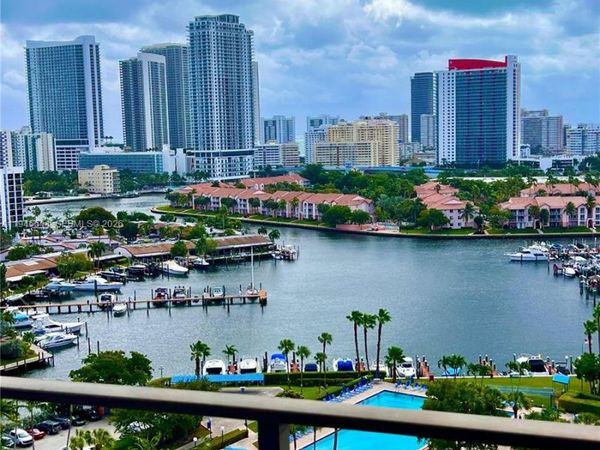 600 Three Islands Blvd , Unit 1621, Hallandale Beach, FL 33009