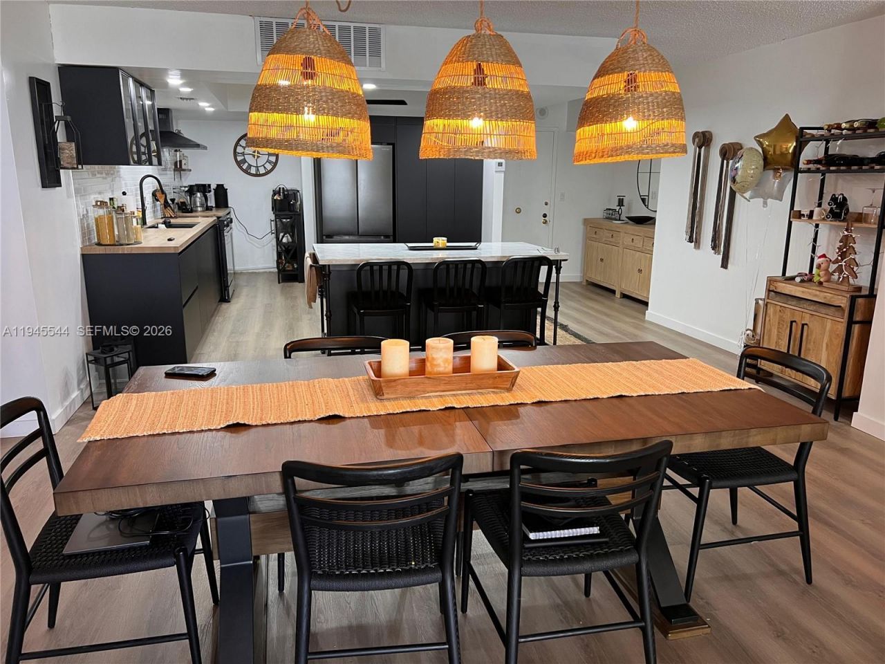 600 Three Islands Blvd , Unit 1621, Hallandale Beach, FL 33009 Photo