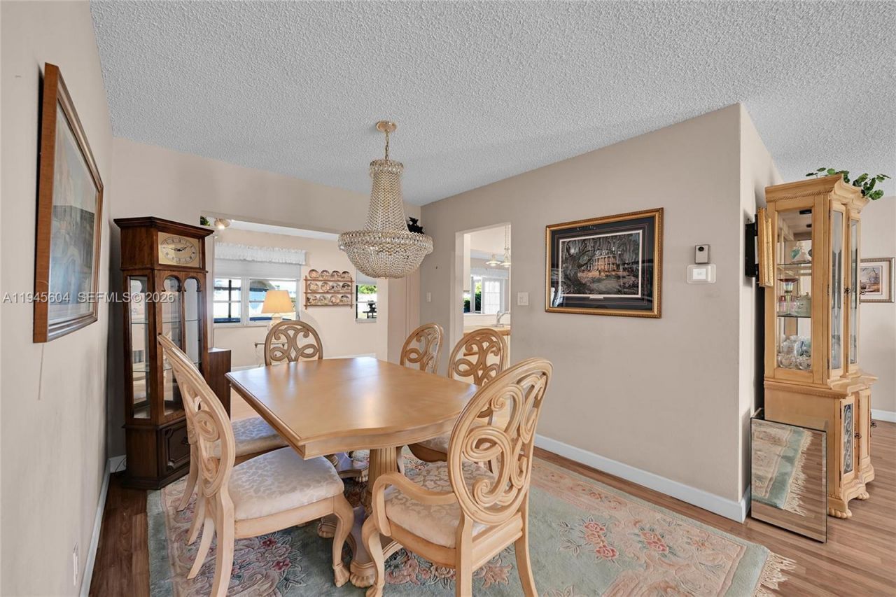 7109 NW 75th St, Tamarac, FL 33321 Photo