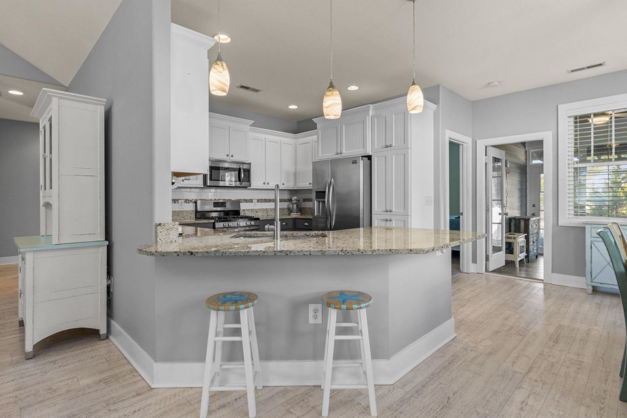 331 Waties Dr. Photo 14