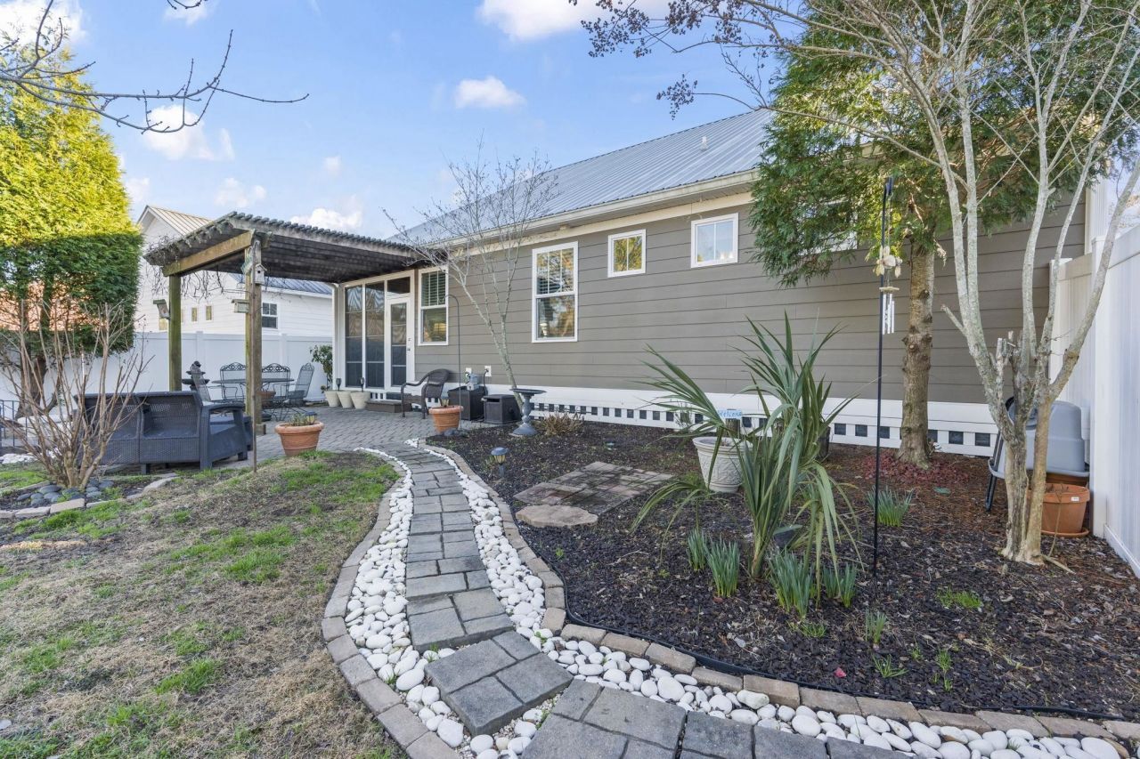 331 Waties Dr. Photo 33