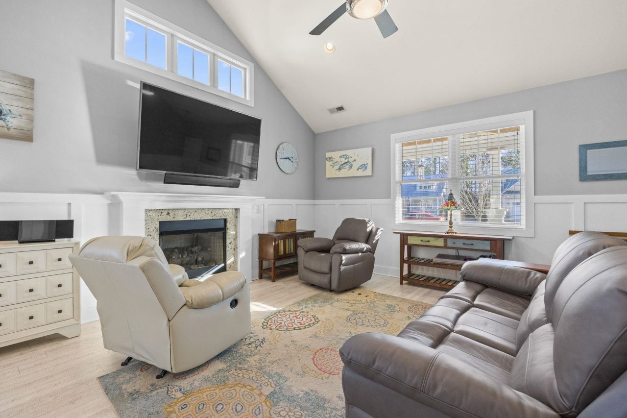 331 Waties Dr. Photo 9