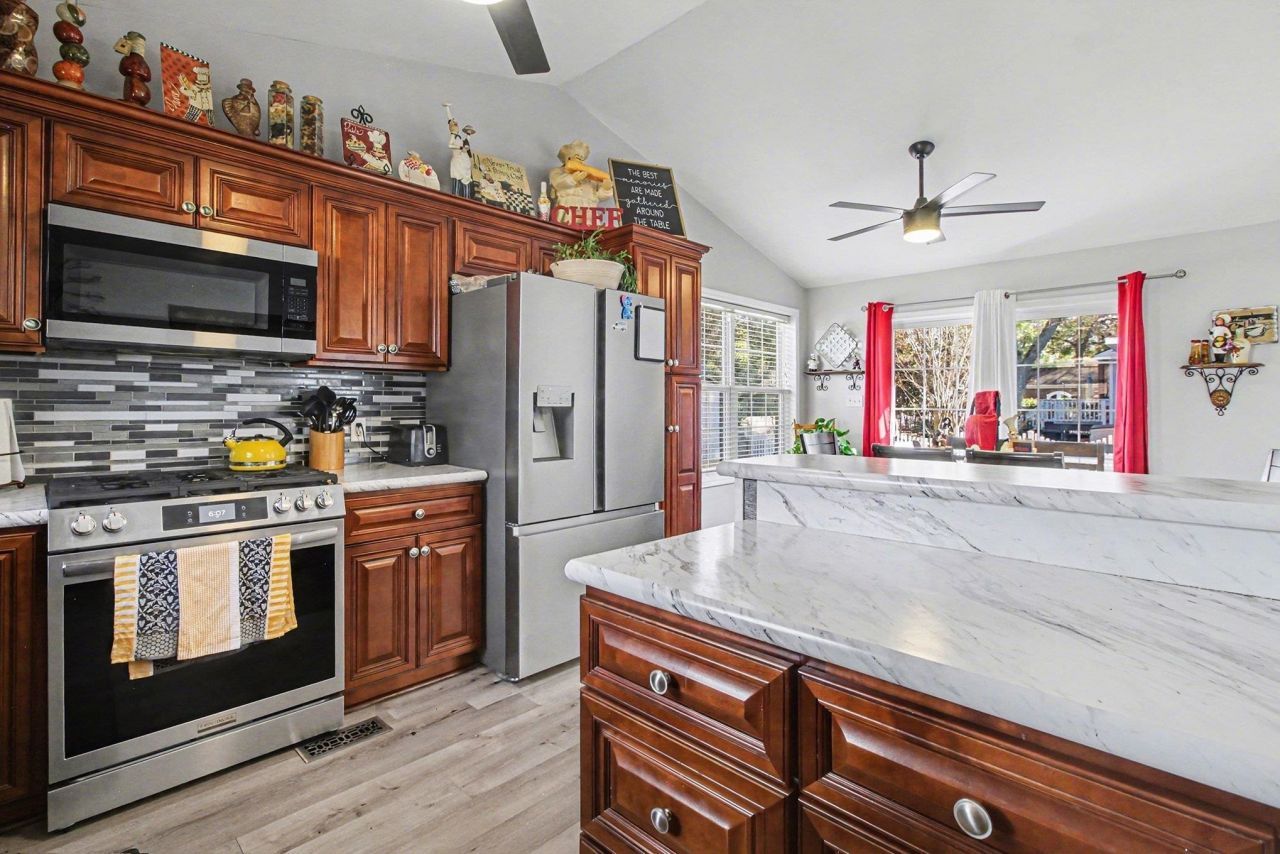 616 3rd Ave. N Photo 10