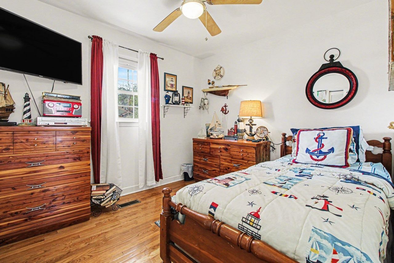 616 3rd Ave. N Photo 17