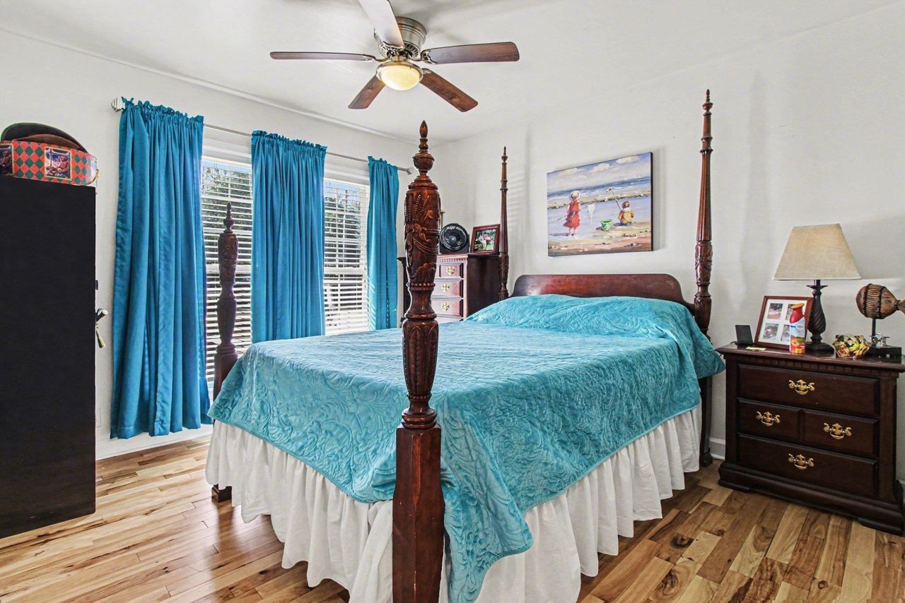 616 3rd Ave. N Photo 21