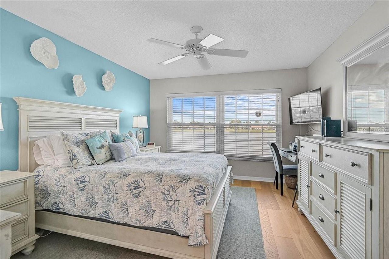 4219 Caddie Drive E, Unit 204, Bradenton, FL 34203 Photo