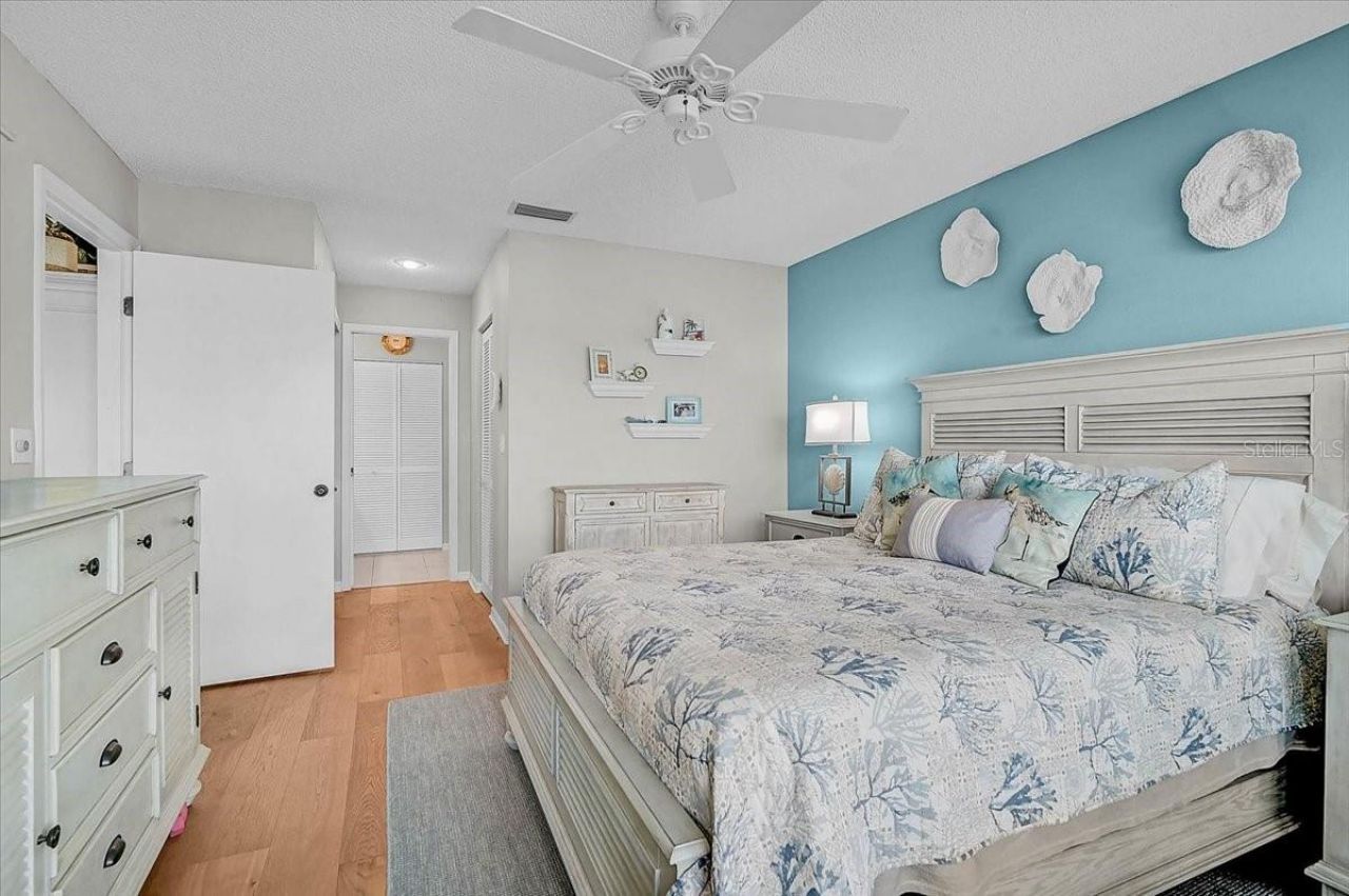 4219 Caddie Drive E, Unit 204, Bradenton, FL 34203 Photo