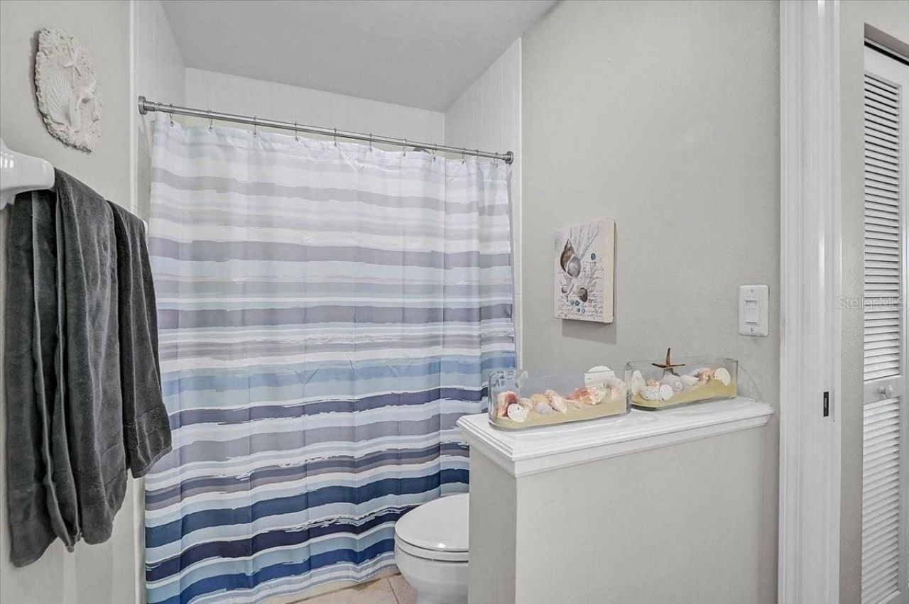 4219 Caddie Drive E, Unit 204, Bradenton, FL 34203 Photo