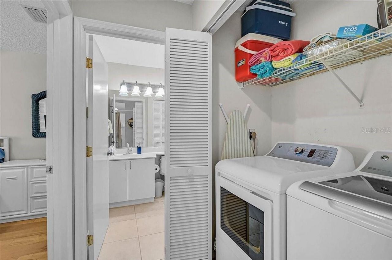 4219 Caddie Drive E, Unit 204, Bradenton, FL 34203 Photo