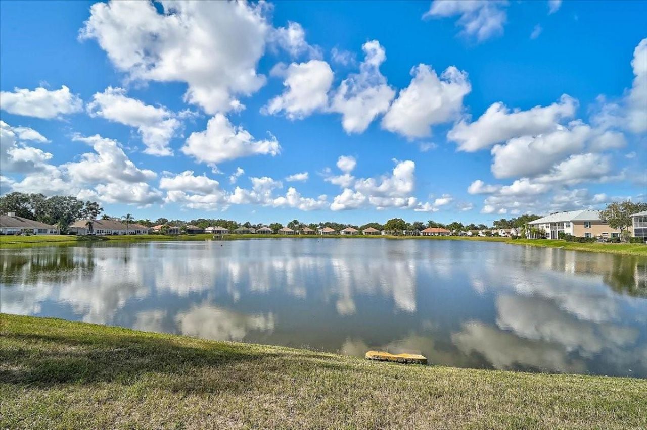 4219 Caddie Drive E, Unit 204, Bradenton, FL 34203 Photo