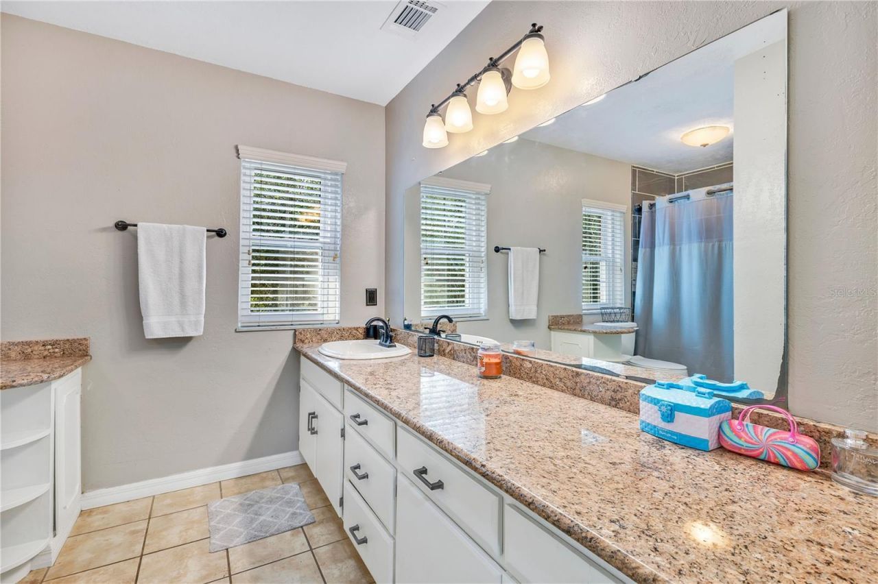 811 Fairlington Drive, Lakeland, FL 33813 Photo