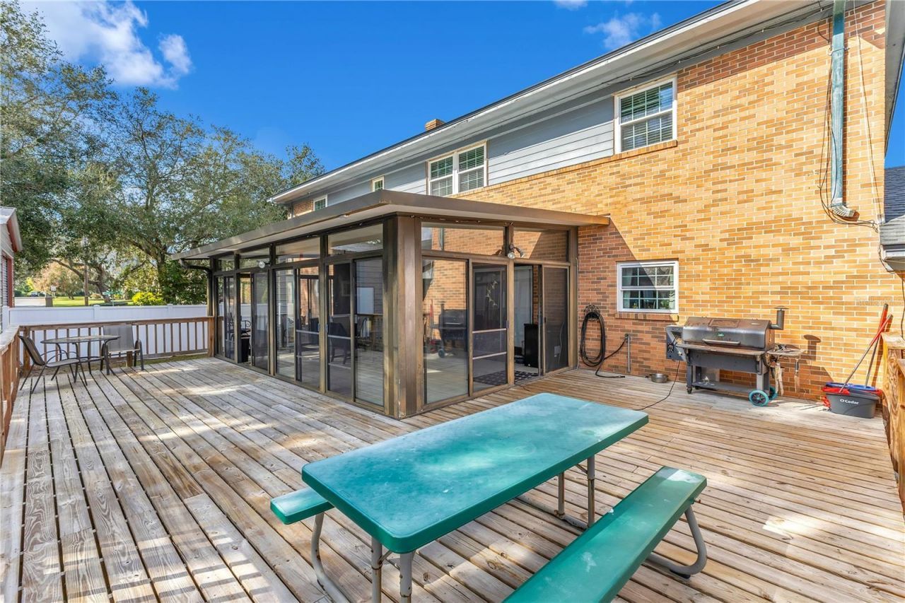 811 Fairlington Drive, Lakeland, FL 33813 Photo