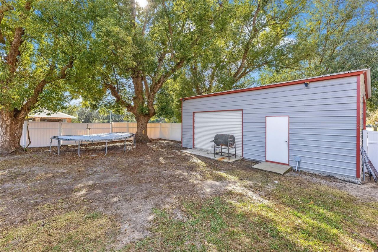 811 Fairlington Drive, Lakeland, FL 33813 Photo