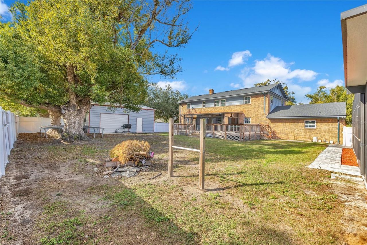 811 Fairlington Drive, Lakeland, FL 33813 Photo