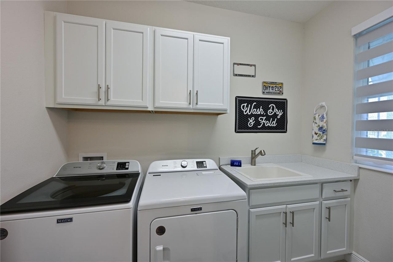 209 Okeeffe Circle, Bradenton, FL 34212 Photo