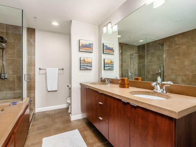 845 N High Street, Unit 404, Columbus, OH 43215 Photo 17