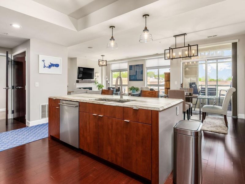 845 N High Street, Unit 404, Columbus, OH 43215 Photo 3