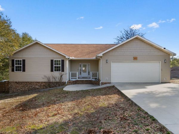 40 Hidden Lakes Trail, DeFuniak Springs, FL 32433
