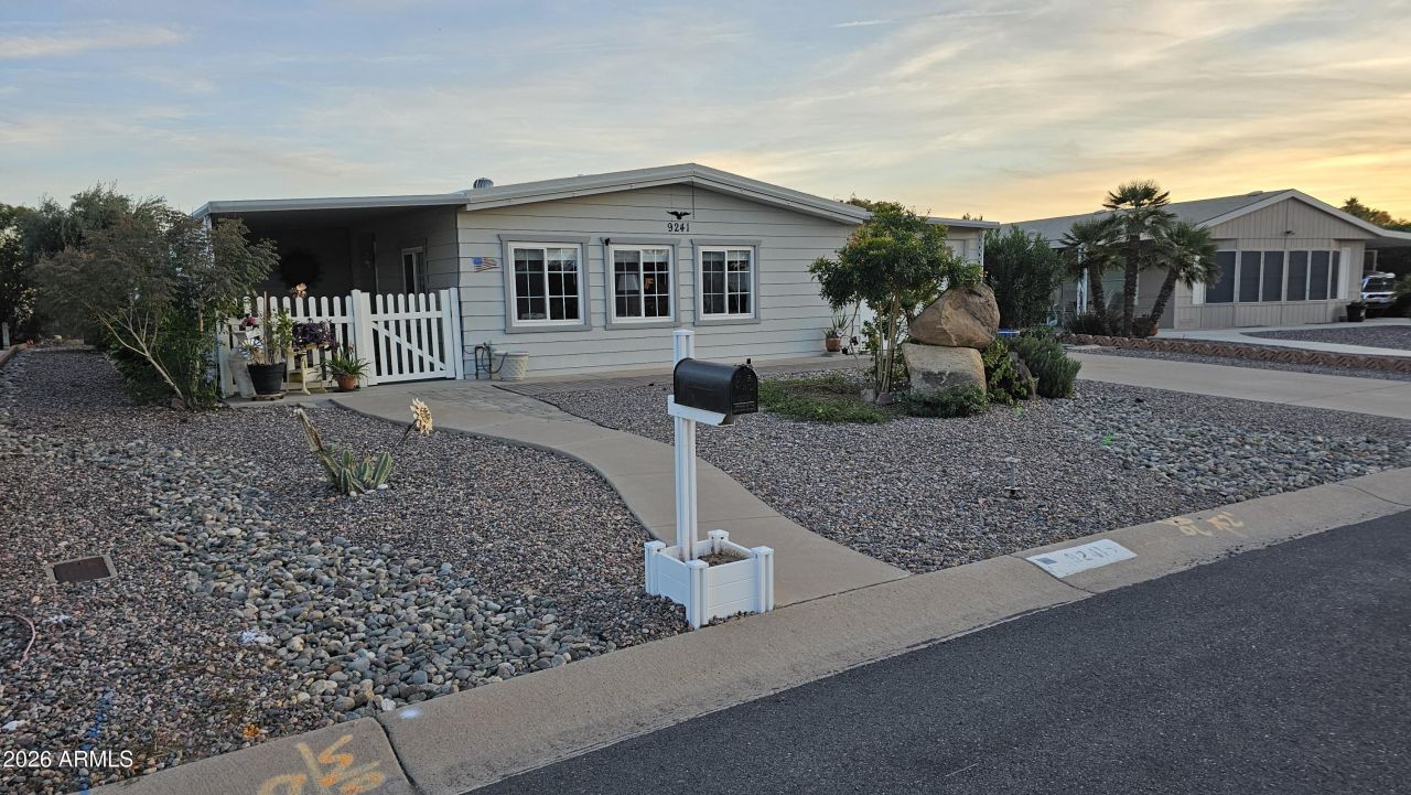 9241 E Cactus Lane S, Sun Lakes, AZ 85248 Main Photo