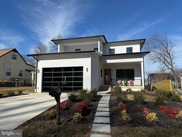 6818 BARRETT ROAD, FALLS CHURCH, VA 22042