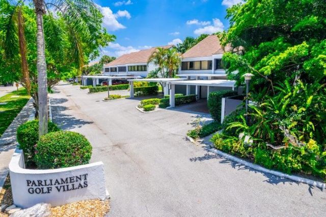 2517 Presidential Way, Unit B, West Palm Beach, FL 33401 Photo