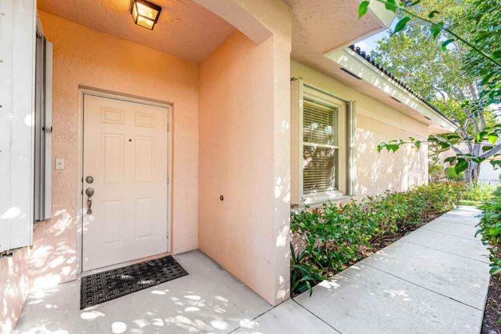 258 Coral Trace Lane, Delray Beach, FL 33445 Photo