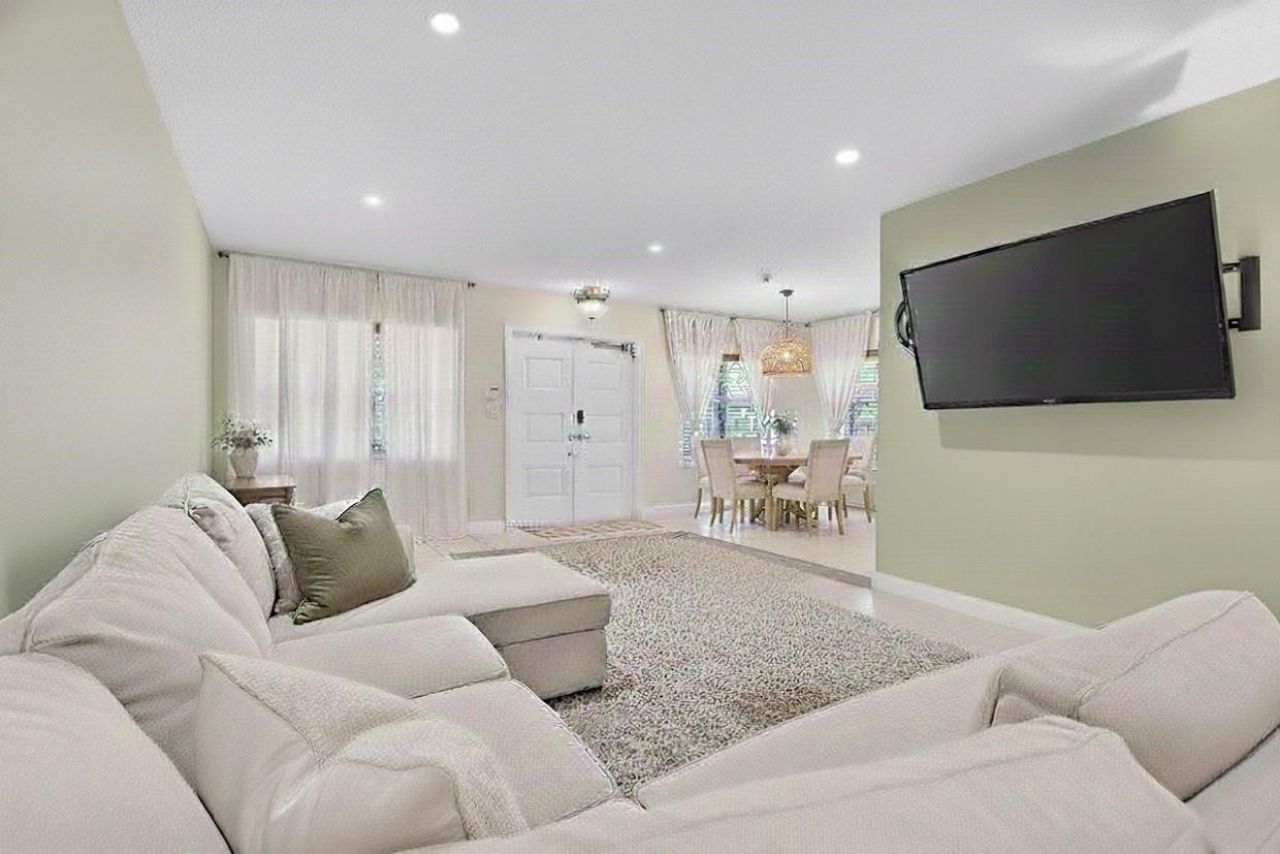 301 SE 8th Court, Pompano Beach, FL 33060 Photo