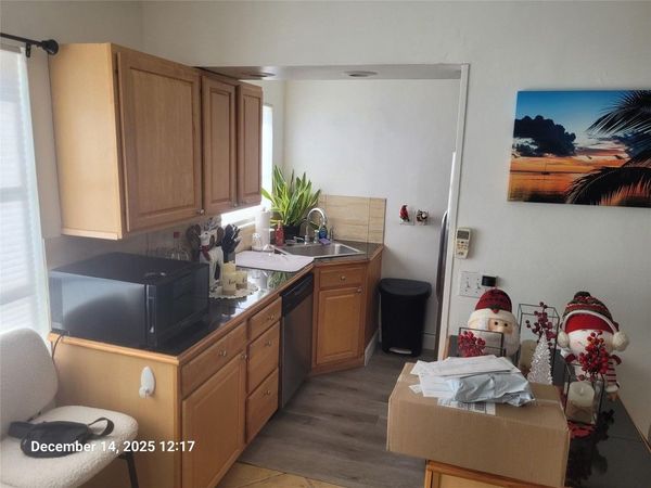 211 NE 16th Court, Unit A, Fort Lauderdale, FL 33305