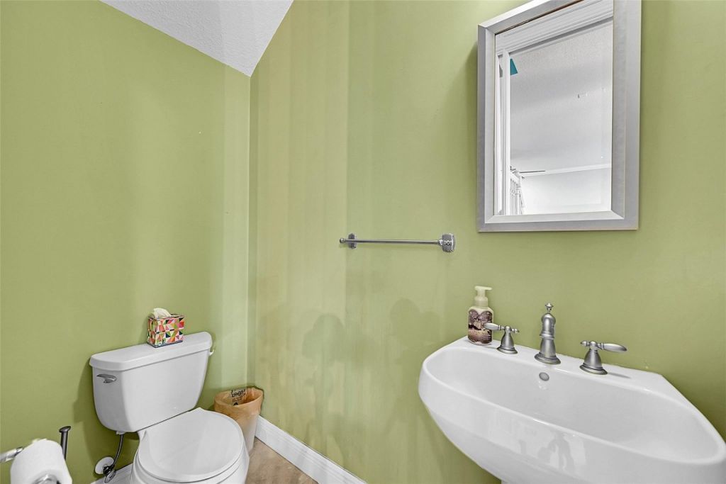 1110 SE 4th Avenue, Unit 1110, Fort Lauderdale, FL 33316 Photo