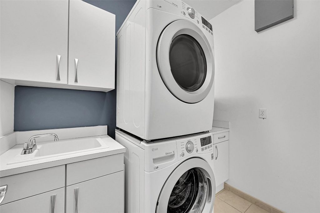 1110 SE 4th Avenue, Unit 1110, Fort Lauderdale, FL 33316 Photo