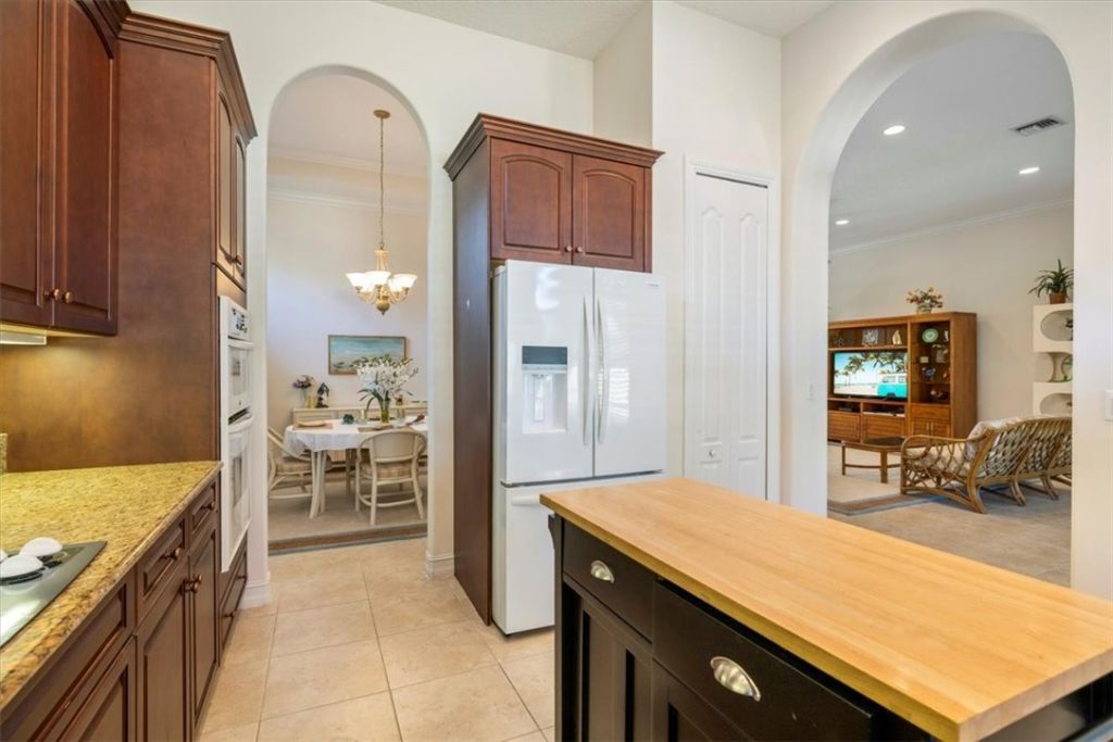 1029 Riverwind Circle, Vero Beach, FL 32967 Photo