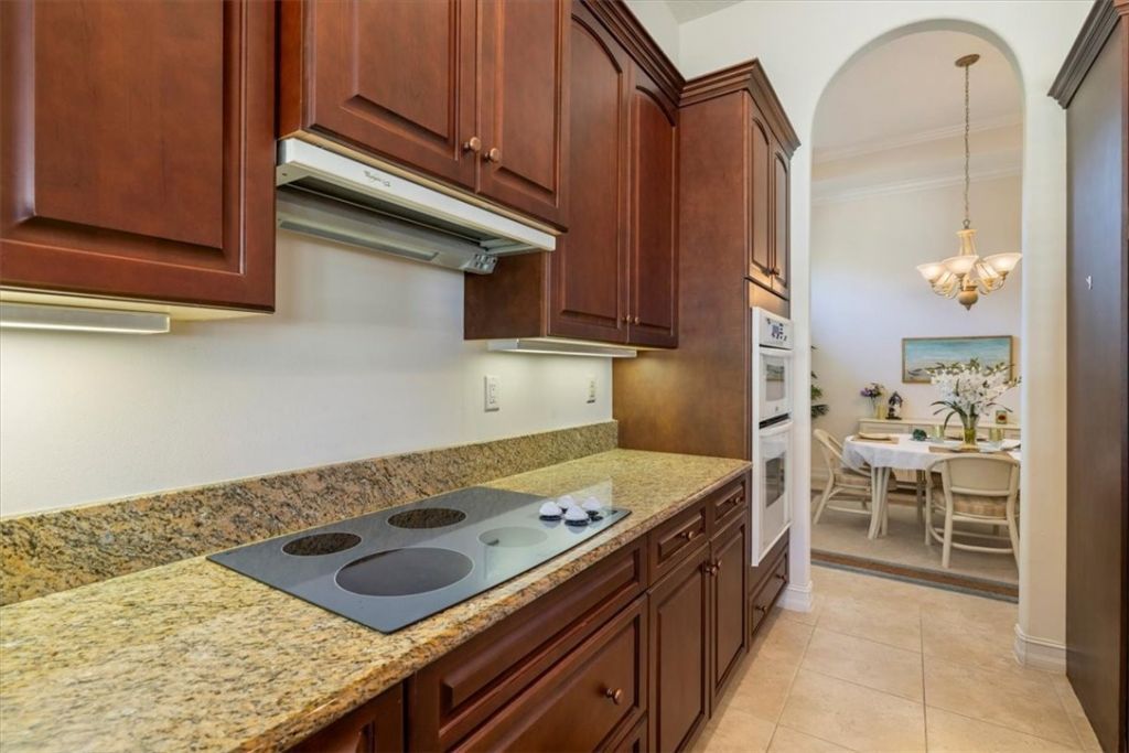 1029 Riverwind Circle, Vero Beach, FL 32967 Photo