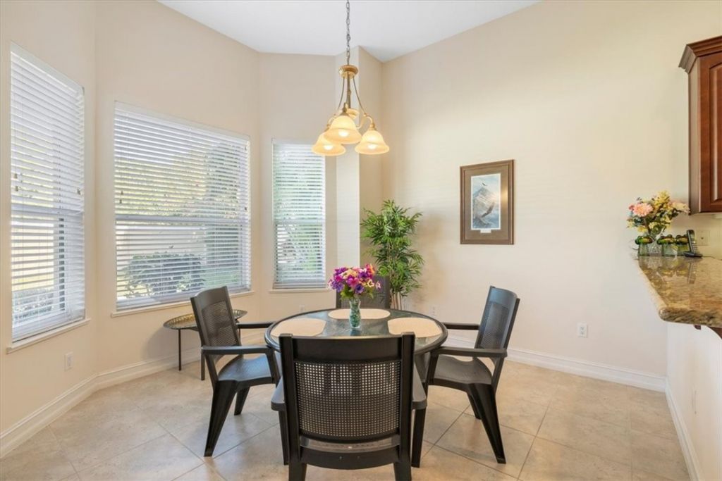 1029 Riverwind Circle, Vero Beach, FL 32967 Photo