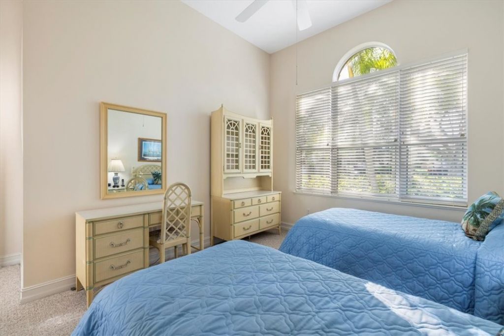 1029 Riverwind Circle, Vero Beach, FL 32967 Photo