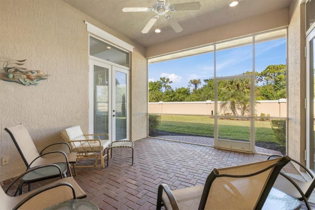 1029 Riverwind Circle, Vero Beach, FL 32967 Photo