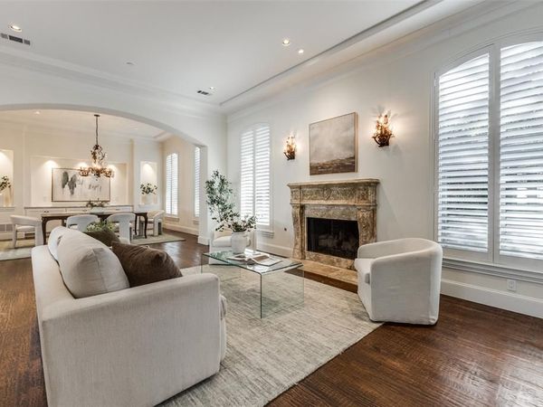 14828 Bellbrook Drive, Addison, TX 75254
